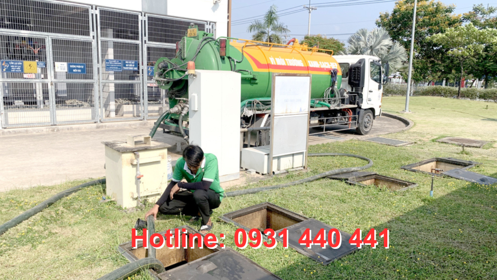 xử lý hầm cầu bị tắc